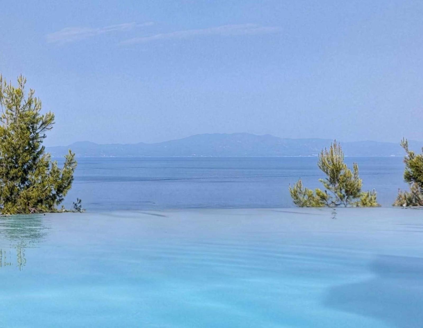 Blue Dream Afytos Exterior foto